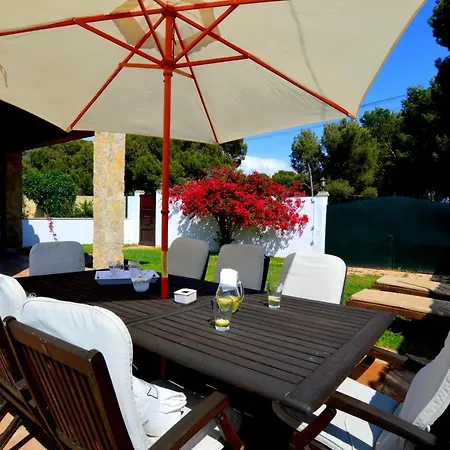 Chalet Bonito Chalet Con Piscina Cerca Del Mar *